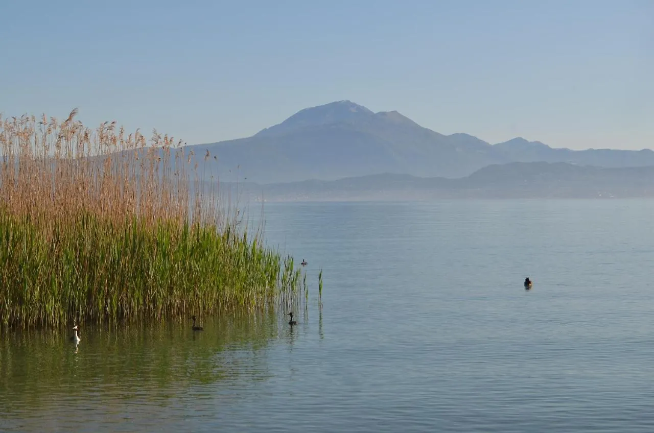 Apartment Mattia'S House On Garda Lake Peschiera del Garda Italy